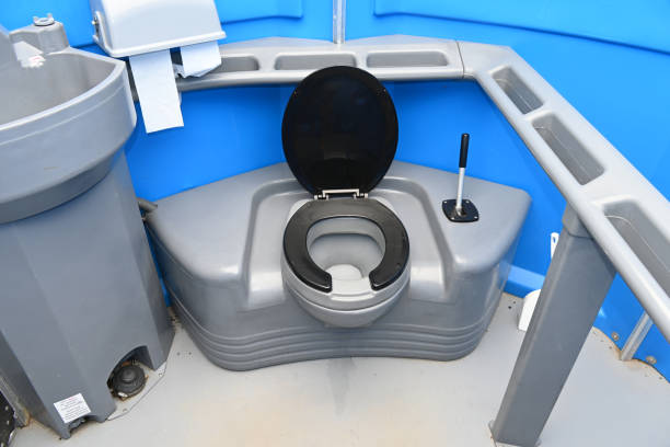 Best Porta potty rental near me  in Marion, NC